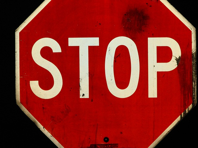 stop-sign-1397496_640